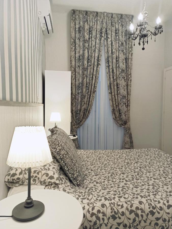 B&B Dei Decumani เนเปิลส์ ภายนอก รูปภาพ