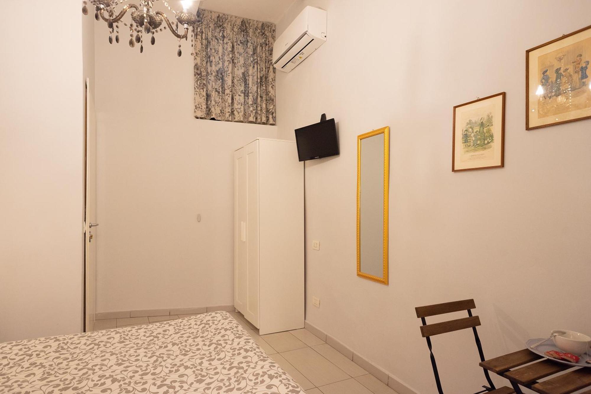 B&B Dei Decumani เนเปิลส์ ภายนอก รูปภาพ