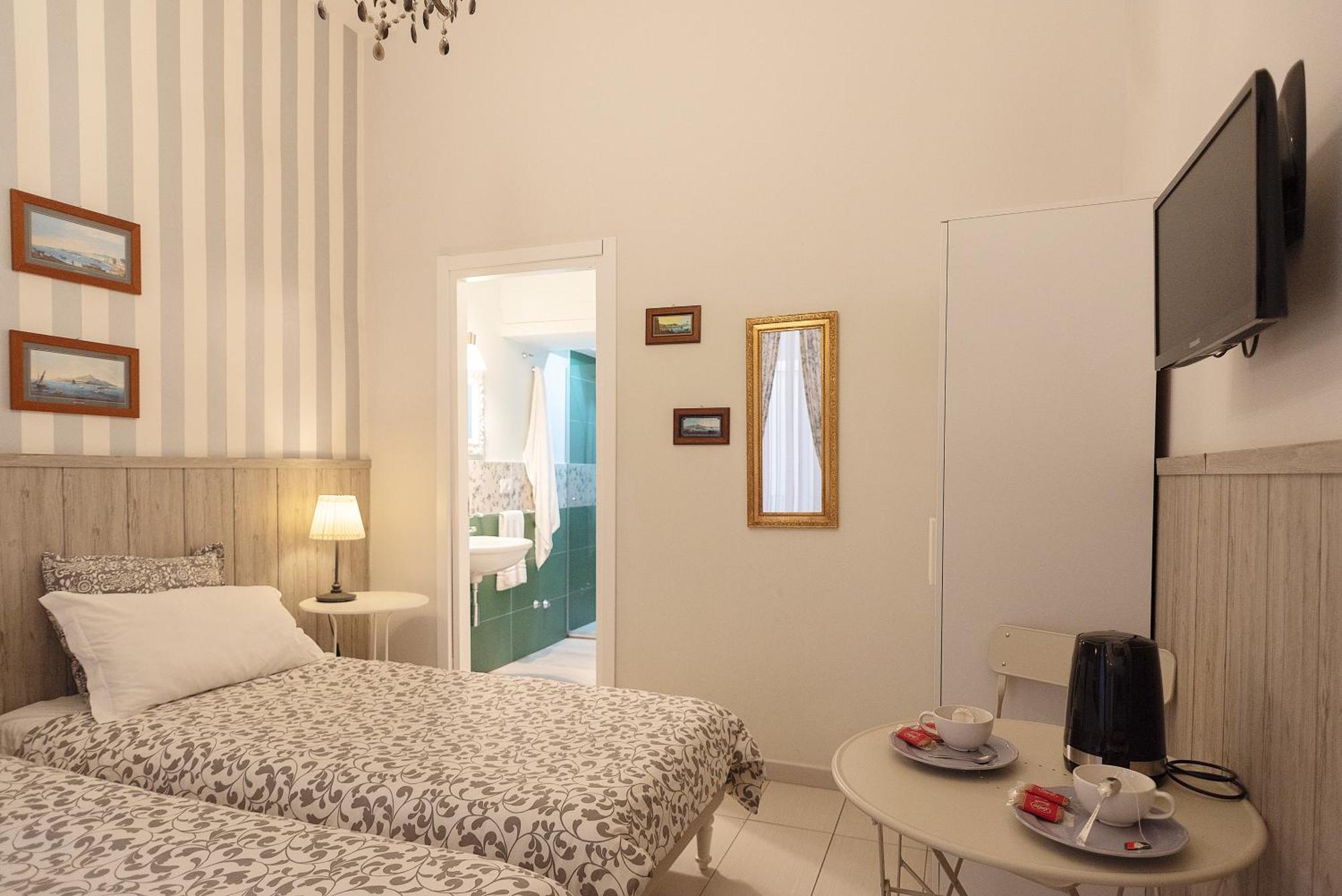 B&B Dei Decumani เนเปิลส์ ภายนอก รูปภาพ